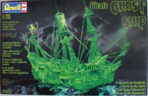 REVELL 1/72 05433 GHOST SHIP